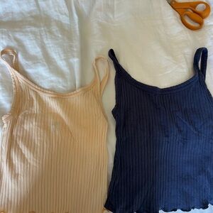 Old Navy Ribbed Tank Top in Peach